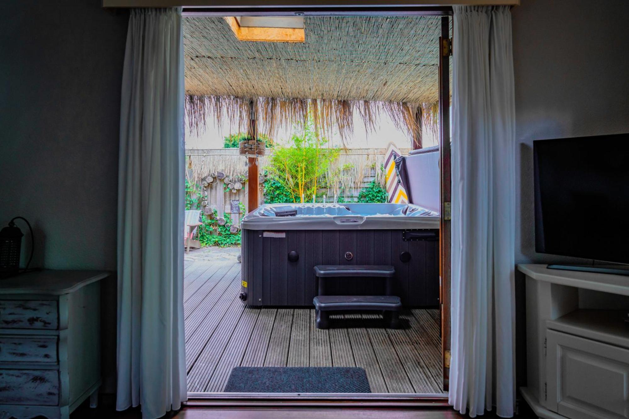 Drents Genieten - Kraaiheide Met Prive Jacuzzi Erm Exteriér fotografie